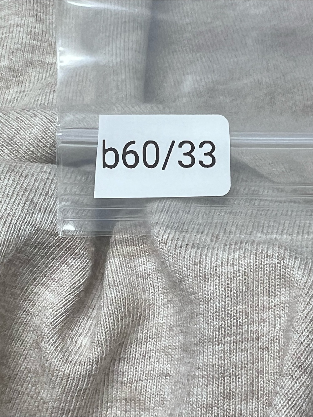 Everlane The Premium-Weight Relaxed Crew T-Shirt Heathered Oatmeal L NWT - Picture 14 of 14